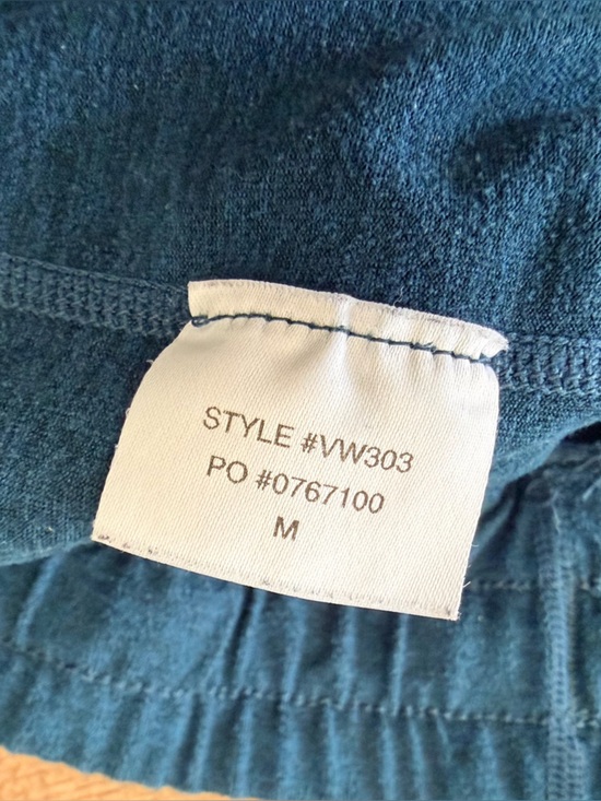 Vuori Performance Jogger - Women's Medium - Teal Blue - Picture 3 of 5